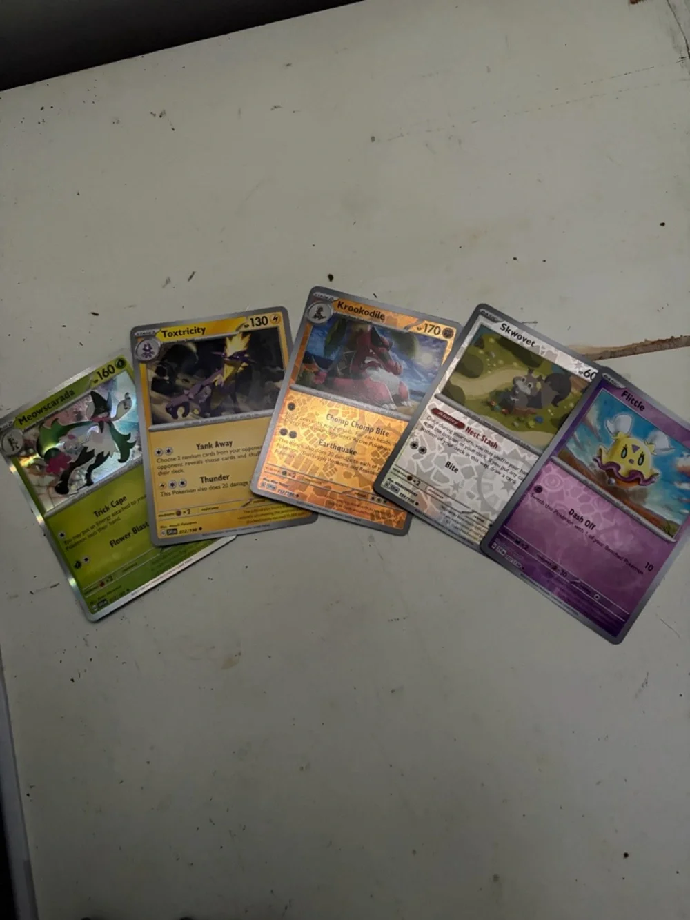 Pokémon Trading Card Game Cards - Picture 2 of 2
